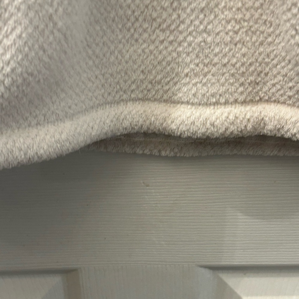 Patagonia Off-White Fleece 3/4 pullover - Picture 6 of 12
